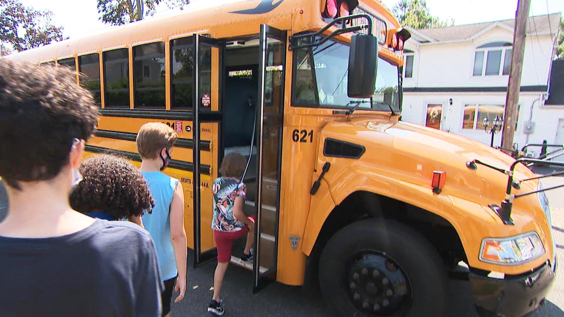 Bus Bf Rep - Bus Drivers Called on to Watch Classes After Teachers Call in Sick | Inside  Edition