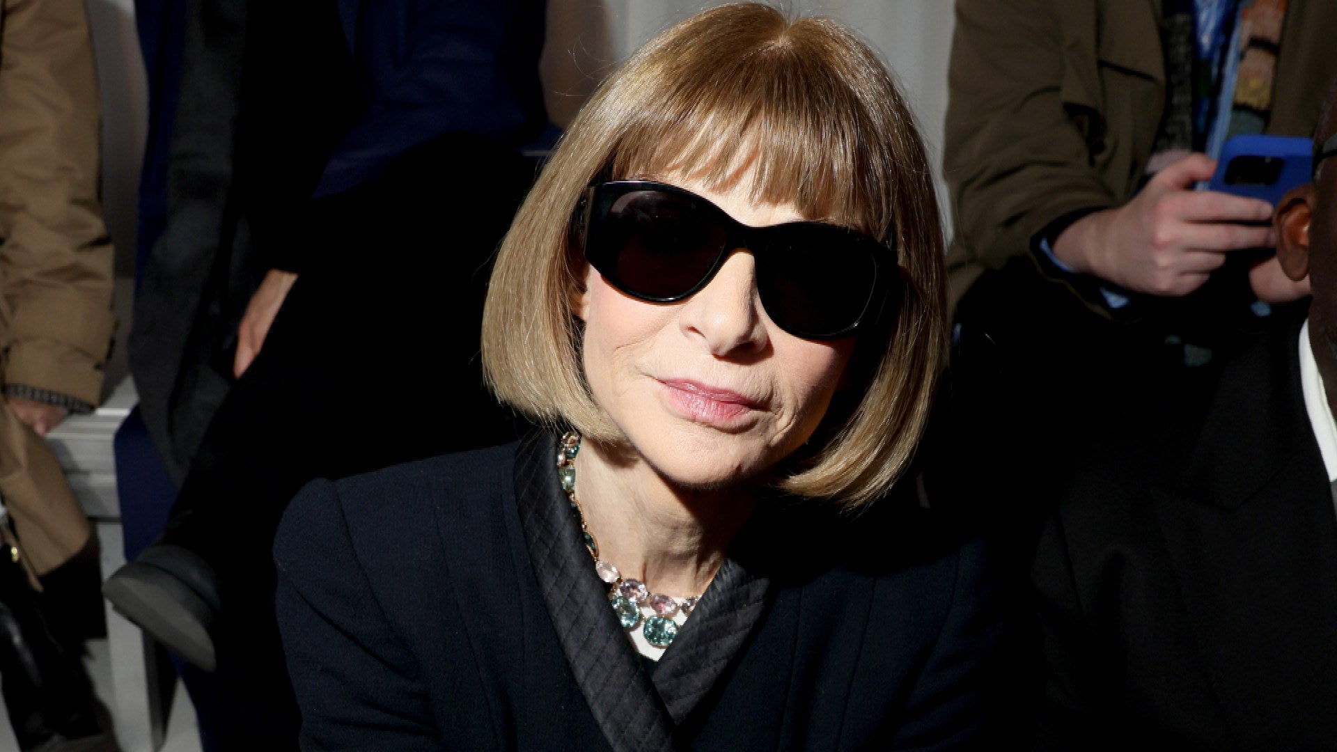 Anna Wintour recalls time Queen told her she once did a fashion show |  Metro News