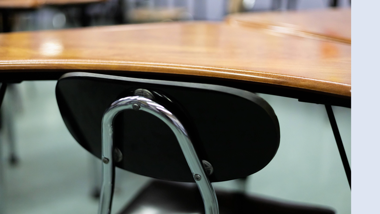 Florida Pastor Who 'Spanked' 16 Students Not Charged Due to State Law - Vimarsana News