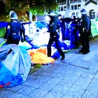 NYPD aggressively takes down the student encampment at Columbia University 