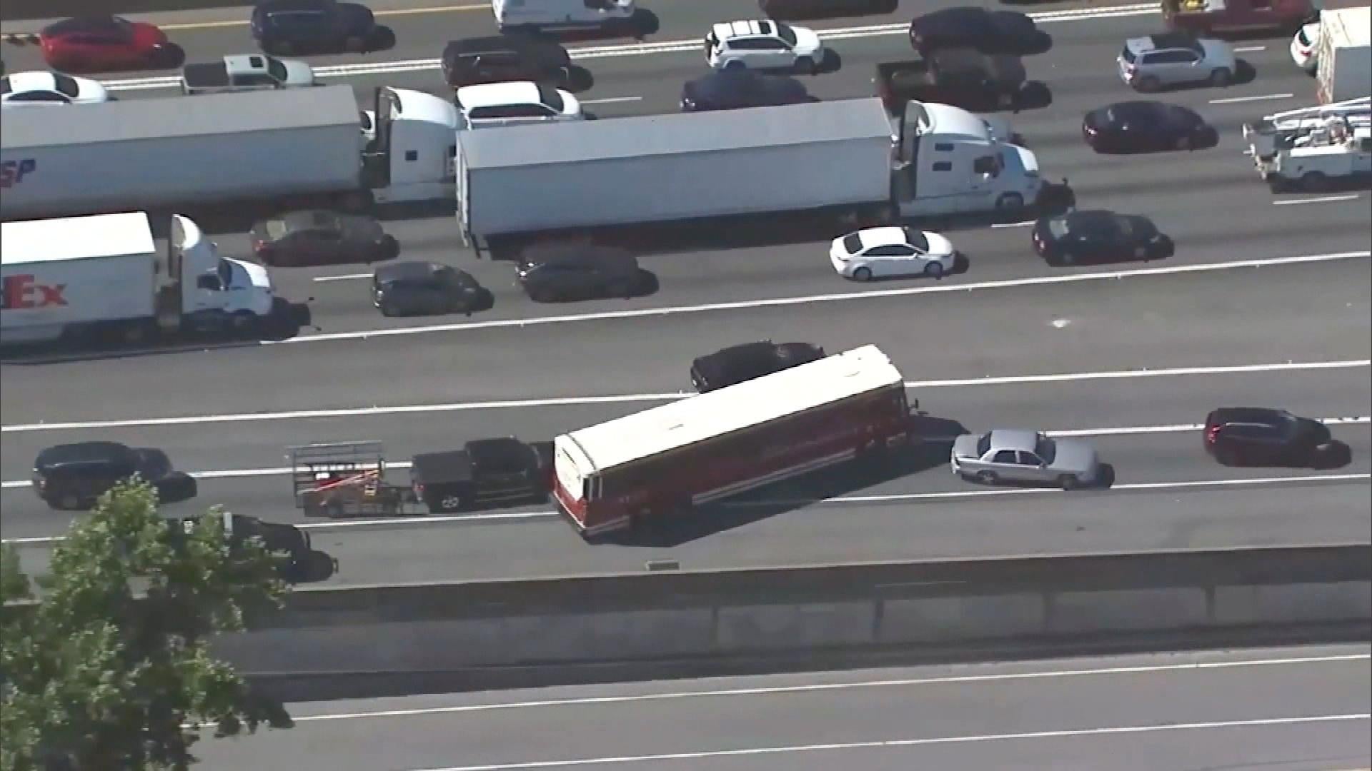 Atlanta Bus Hijacked After Suspect Allegedly Kills Passenger: Cops - Vimarsana News