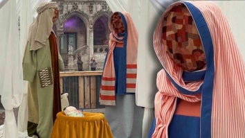 Faceless statues with cloth heads