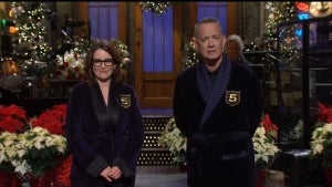 Tom Hanks and Tina Fey Lend Hands to COVID-Stricken ‘Saturday Night Live’