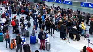 COVID and Flight Cancellations Cause ‘Nightmare After Christmas’ for Thousands