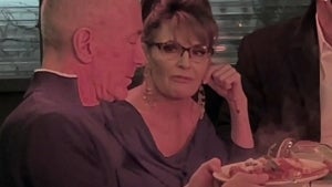 Sarah Palin Dines Out in NYC 2 Days After Testing Positive for COVID-19
