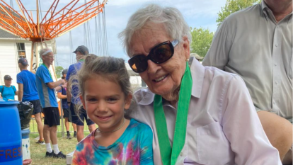 Marion “Mic” Roberts, 100-years-old, sitting next to Sadie Sottile, 5-years-old