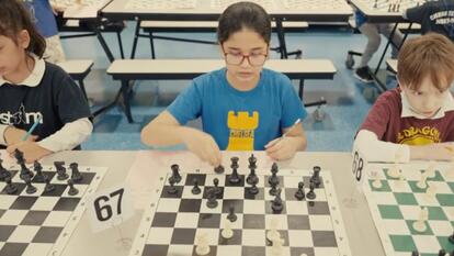 Mariangel Vargas playing chess