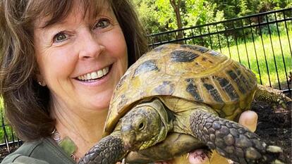 Facebook/ Jan R. Smith