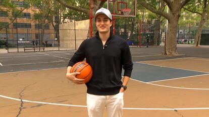 21-Year-Old Law Student Enters 2023 NBA Draft