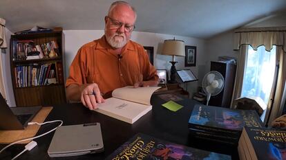 TikToker Helps Army Vet Become Best-Selling Author Overnight