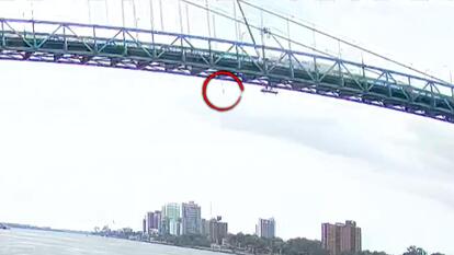 Iron Worker Survives 150-Foot Fall From Bridge