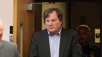 Rex A. Heuermann appears before Judge Timothy P. Mazzei in Suffolk County Court on Aug. 1 in Central Islip, New York