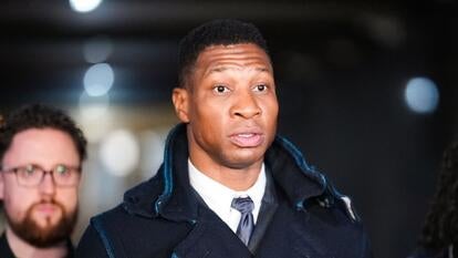 Actor Jonathan Majors leaves the courthouse following closing arguments in Majors' domestic violence trial at Manhattan Criminal Court
