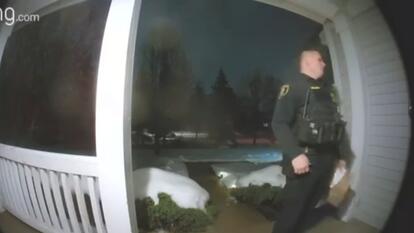 Deputy Delivers DoorDash Order 