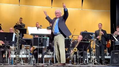 Joe Ciccimaro conducting musicians