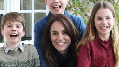  Princess Kate and children.