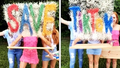 Tiktokers protest the Tiktok ban.