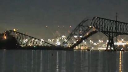Maryland’s Francis Scott Key Bridge Collapsing 