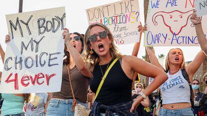 The Arizona Supreme Court has decided to uphold an 1864 law that bans abortion.