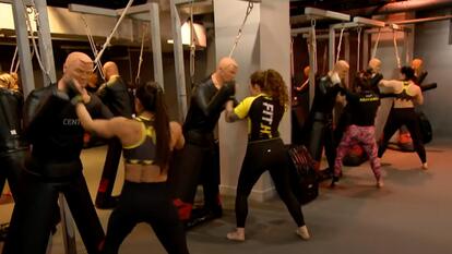 Women in self-defense class