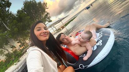 Olivia Munn and John Mulaney