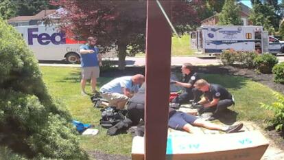 FedEx delivery driver collapsed on ground