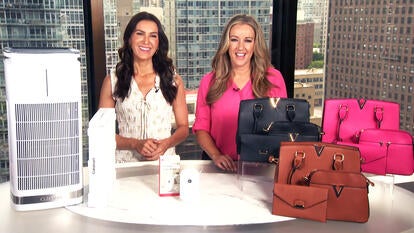 Anna De Souza and Megan Alexander