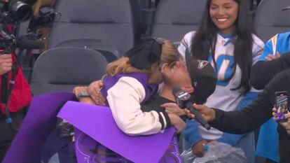 Couple Learns Gender of Their Unborn Child During Monday Night Football