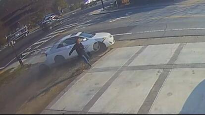Man Narrowly Avoids Being Hit by Out-of-Control Car