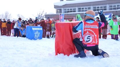 The organizers of a huge snowball fight in Japan want it turned into an Olympic sport.