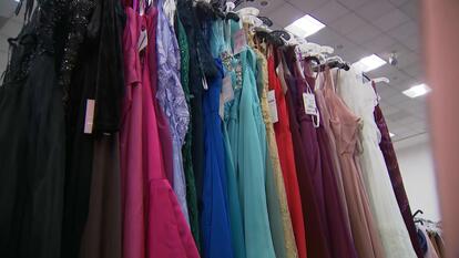Teens Go Shopping For Prom All in One Place