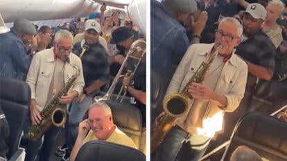 Dave Koz and Jazz Band Play for Fellow Passengers