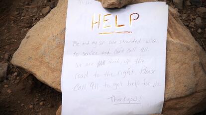 note placed on trails 
