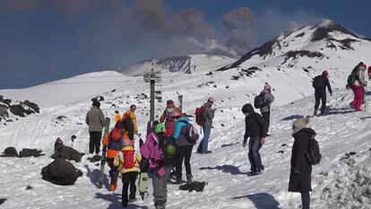 Skiers On Mount Etna During Eruption 
