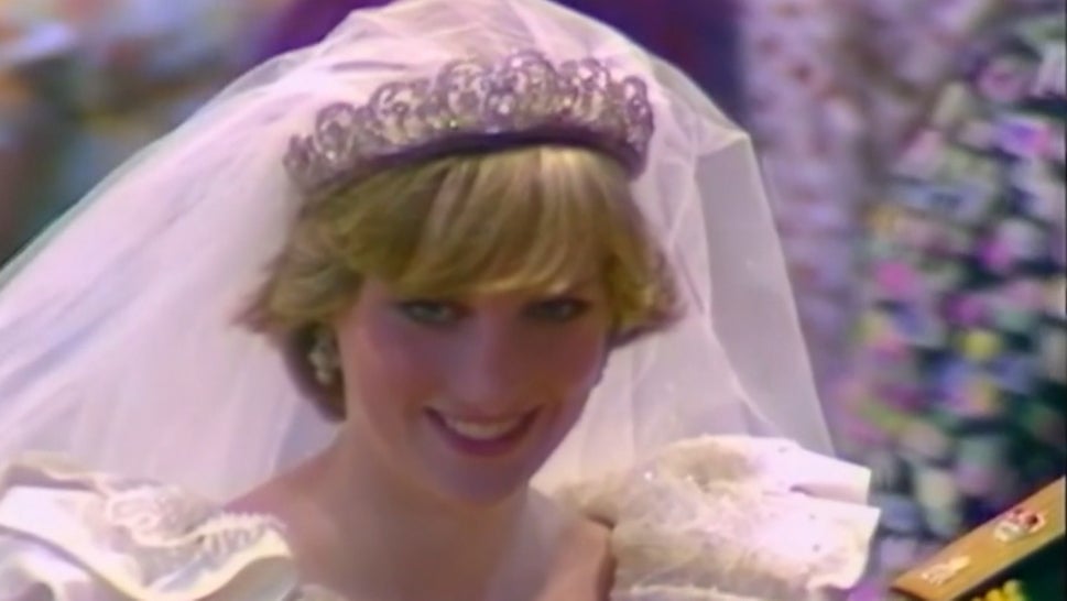 Princess Diana to be Honored With Statue on 60th Birthday