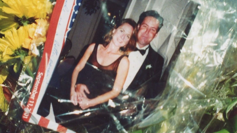 Husband of Pregnant 9/11 Victim to Return to Crash Site