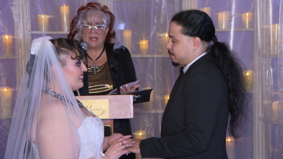 Hard-to-Get Venues Start Seeing Weekday Weddings 