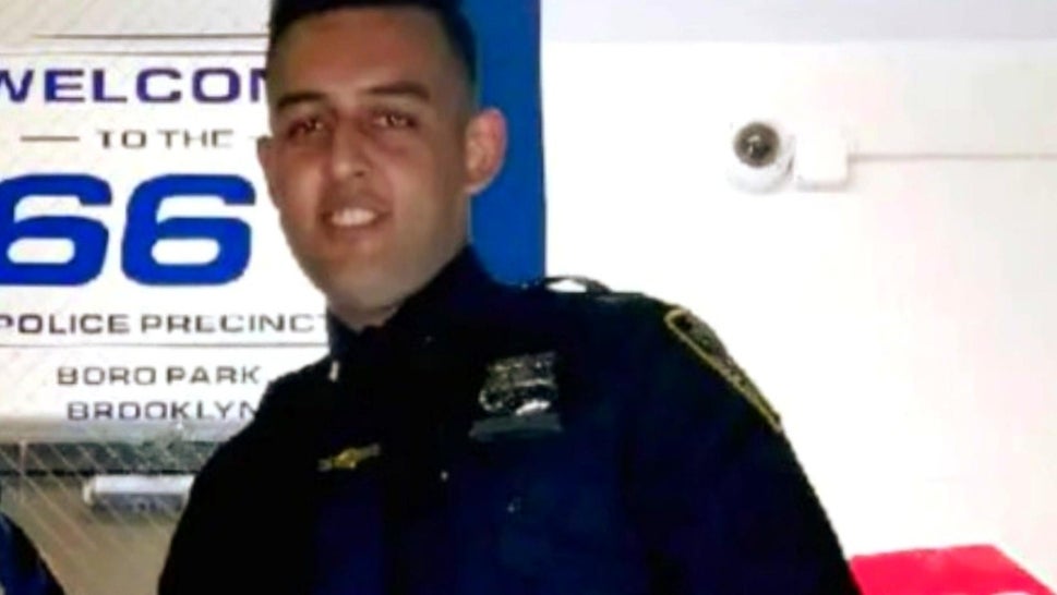 Off-Duty NYPD Cop Shot During Facebook Marketplace Robbery 