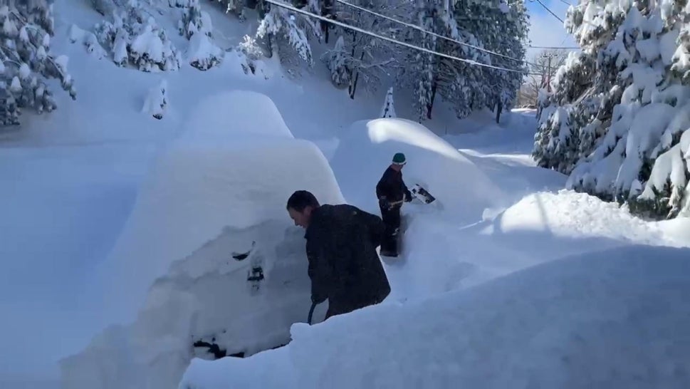 Snow Traps Vacationers Inside California Home 
