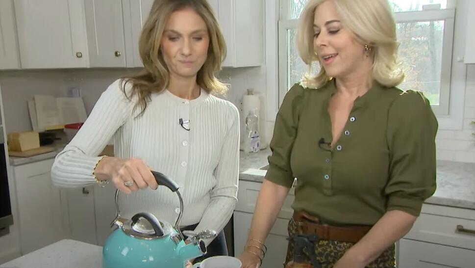 Erika Katz shows Inside Edition reporter to boil tea to use as spray for windows and mirrors