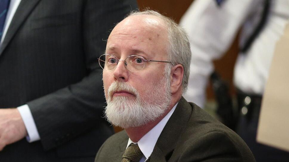 Robert Hadden, a gynecologist accused of sexually abusing patients, is seen in Manhattan Supreme Court in 2016 in New York