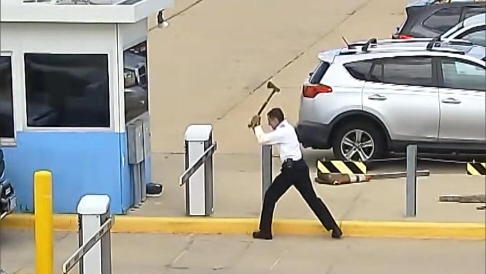 United Airlines Pilot Attacks Exit Gate in Colorado Airport Parking Lot With Axe