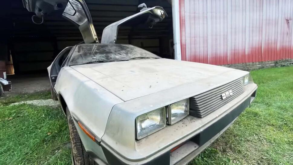 DeLorean found in a barn.