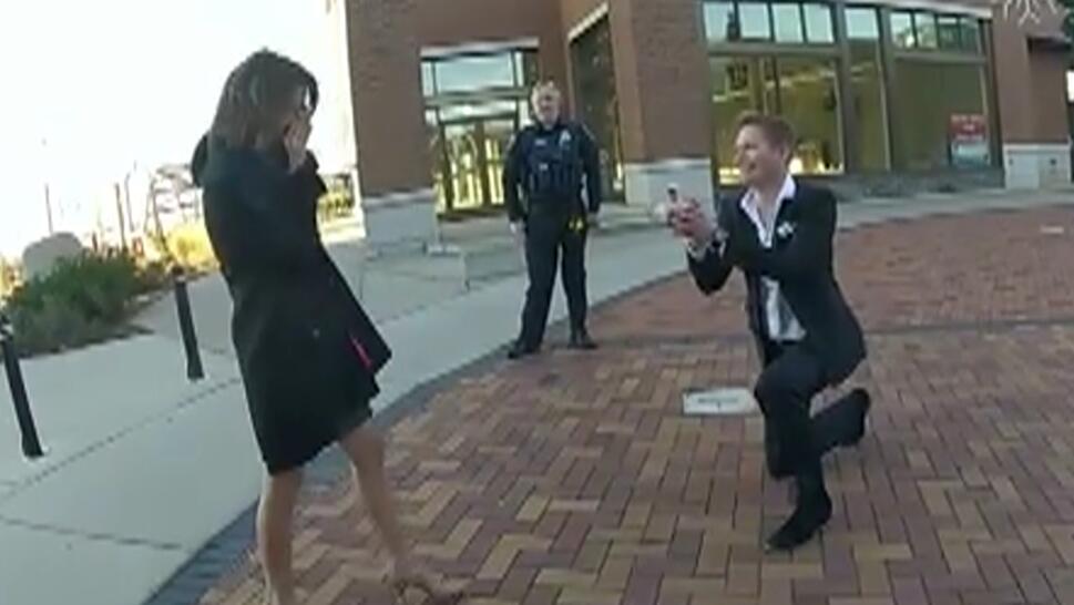 Eau Claire Police help a man propose to his girlfriend.