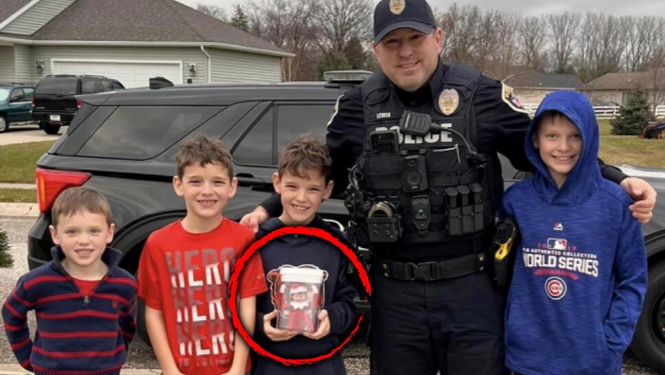 “Indiana Officer who returned Elf on a Shelf”