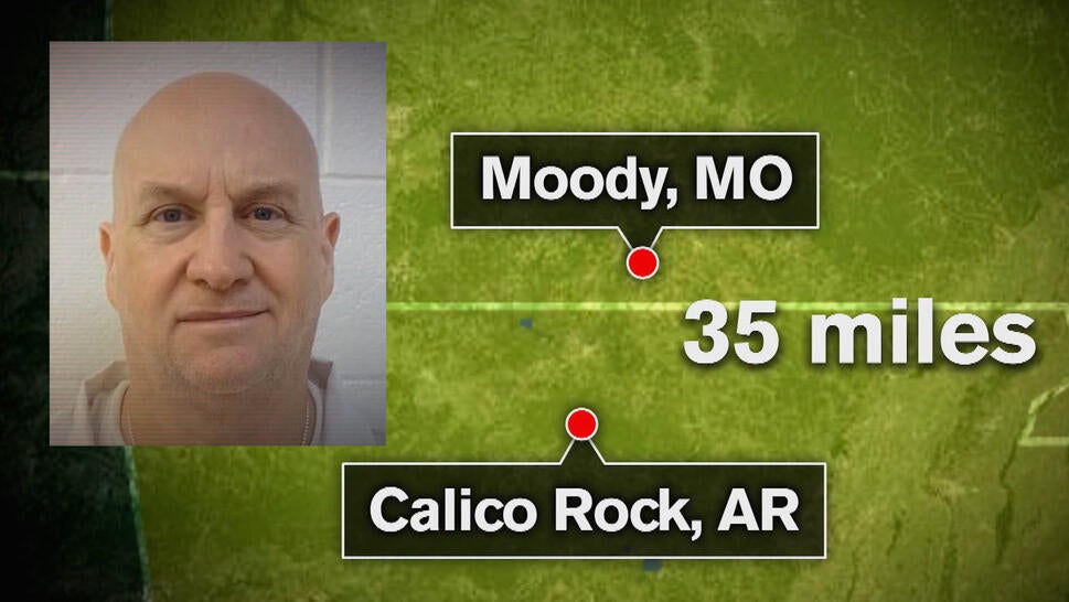 Mugshot of escaped prisoner Grant Hardin, map showing Calico Rock, AR, and Moody, MO, where he may have been spotted