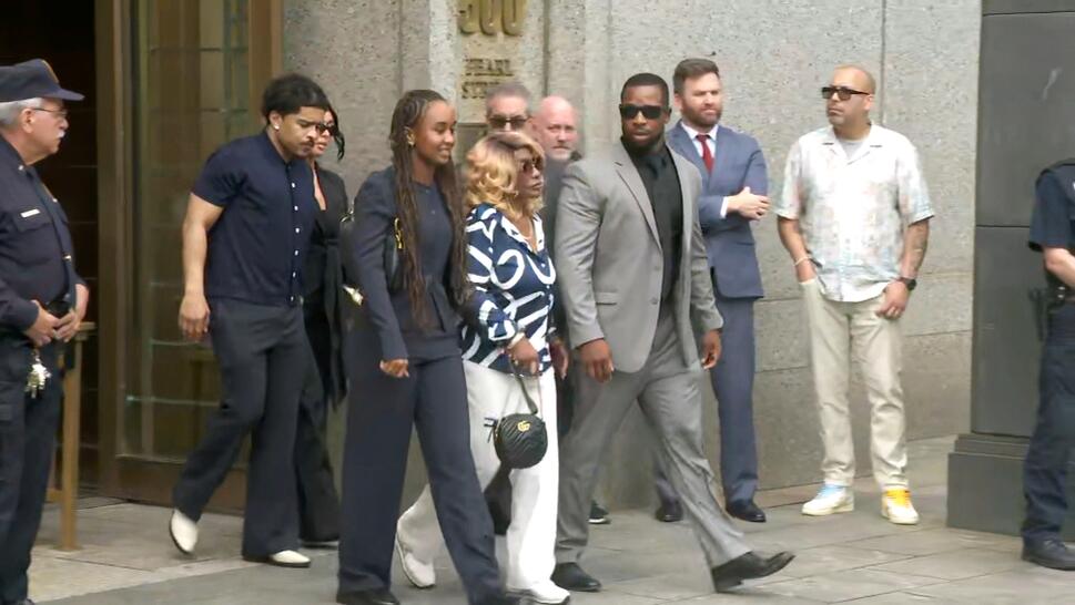 Sean "Diddy" Combs' family leaves courthouse