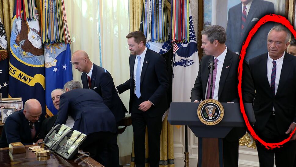 RFK Jr After Executive Collapsed in Oval Office