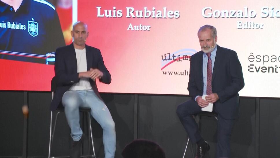 author got an egg-throwing heckler at his book launch