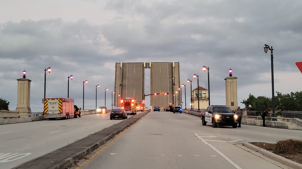 After fatality Florida's Royal Park Bridge was reopened at 7 p.m. on Sunday night